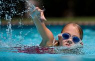 تاثیر شنا درسلامت کودکان