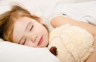بچه‌ها از چه سنی باید تنها بخوابند؟